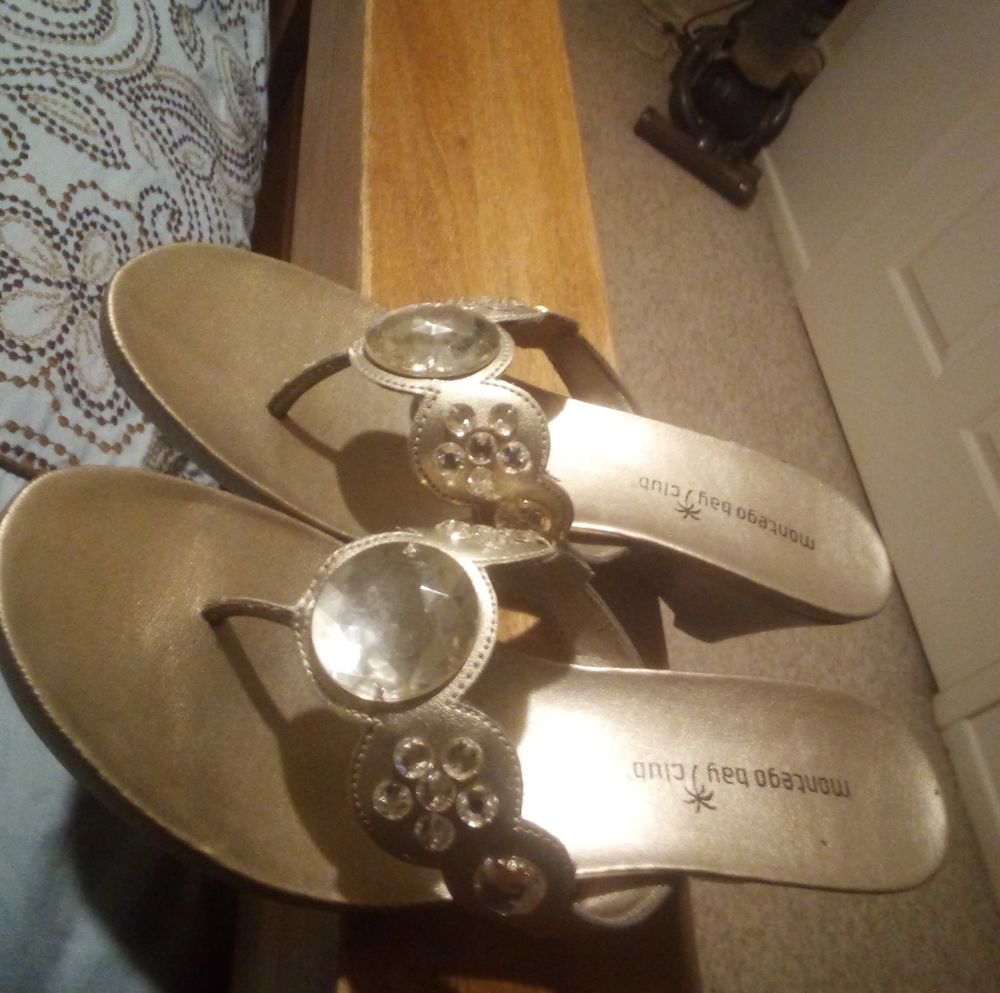 Montego Bay club Sandals size 7